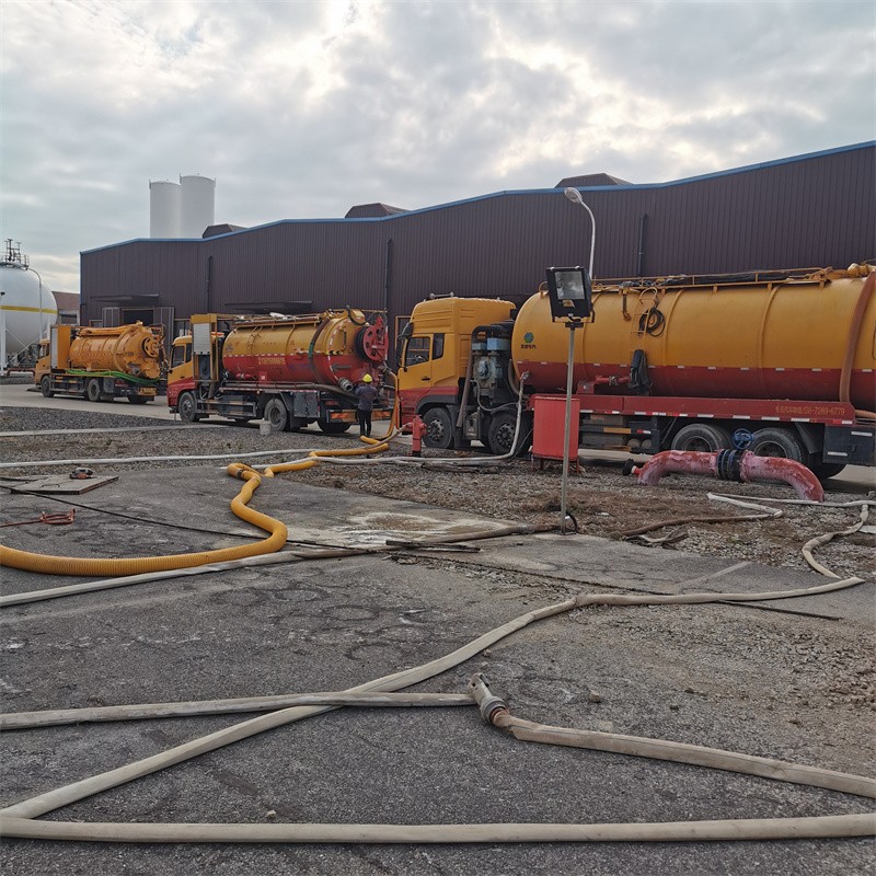 雷山污水池清理