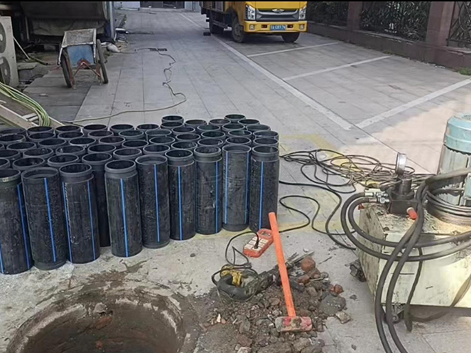 雷山PE置换管厂家 DN315置换管 非开挖管短管置换